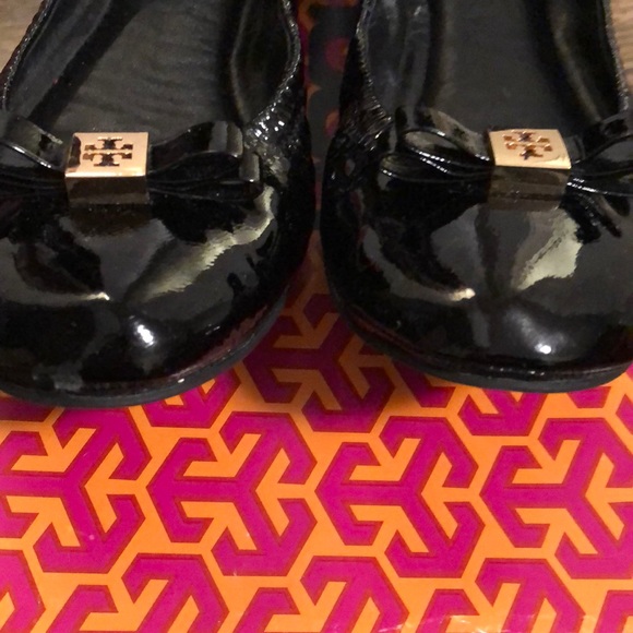 Tory Burch Bow Ballet Flats - Picture 3 of 4